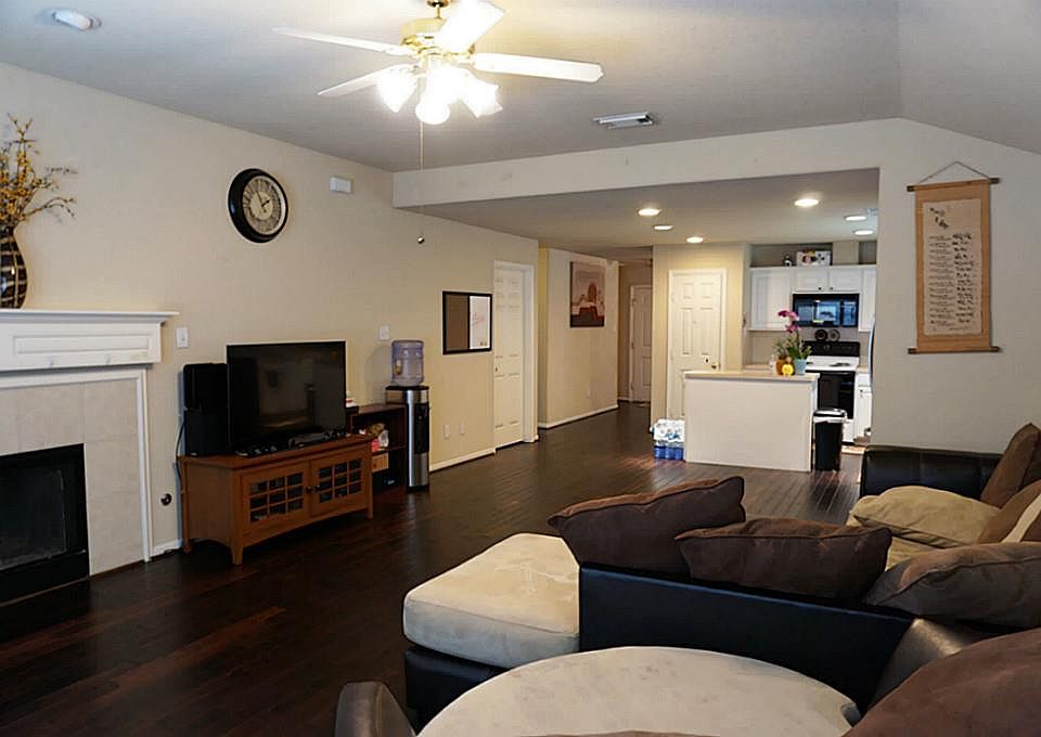 29812748_3