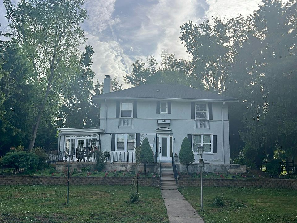 1st image of 7 Armour Rd