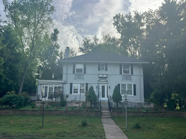 7 Armour Rd, Hatboro, PA 19040