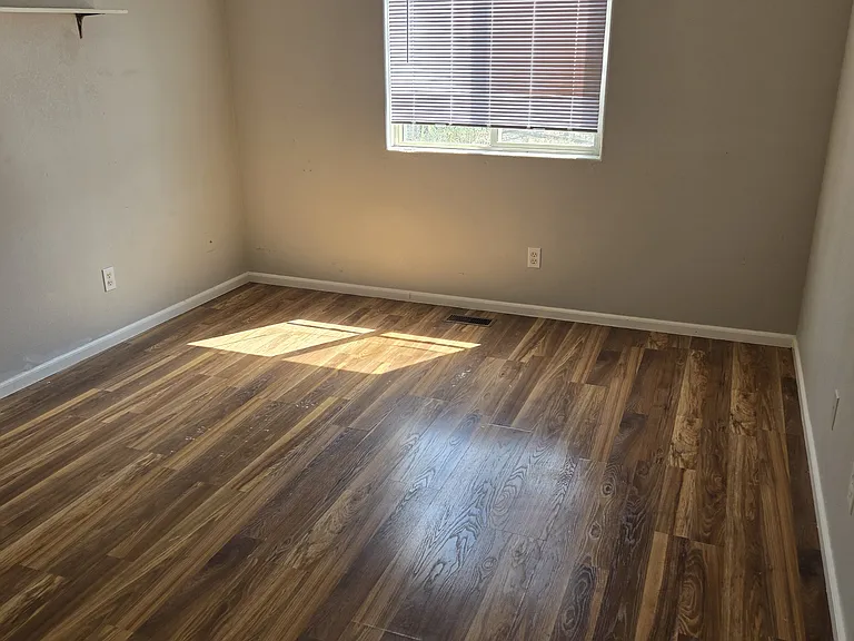 3206 Santa Fe Ave — Photo 9