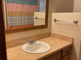 690 Selah Heights Rd, Selah, WA 98942