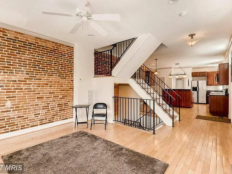 18 W Fort Ave — Photo 1