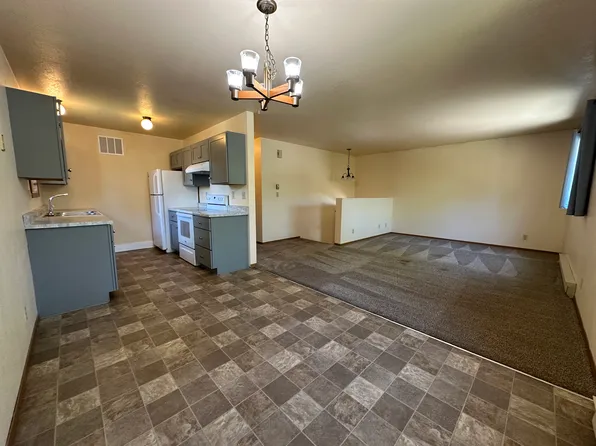 57 Arrowwood Dr APT B, Bozeman, MT 59718
