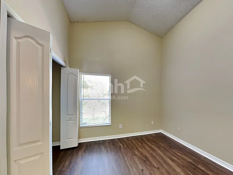 3616 Seminole Dr — Photo 15