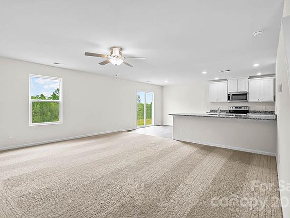 2nd image of 574 Lamorak Pl