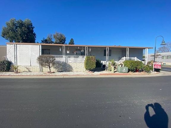 3rd image of 276 N El Camino Real Space 166