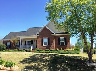 701 Austin Woods Ct, Greer, SC 29651