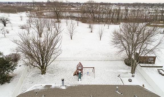 5th image of 2628 Donald Ct