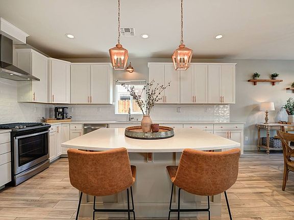 4th image of 8665 Trinidad Way