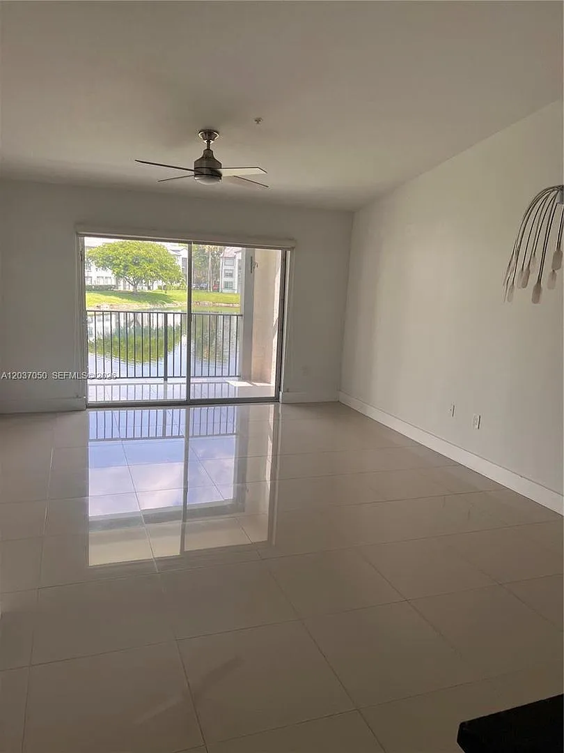 4370 NW 107th Avenue 202, Doral, FL 33178 - 1879 — Photo 4