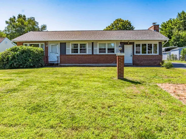 11 Rancourt Street, Nashua, NH 03064