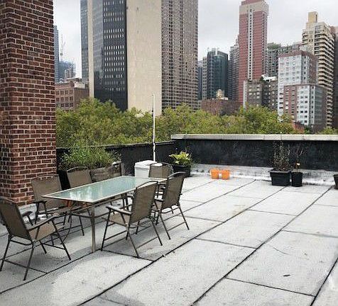 3rd image of 324 E 35th St APT 5A