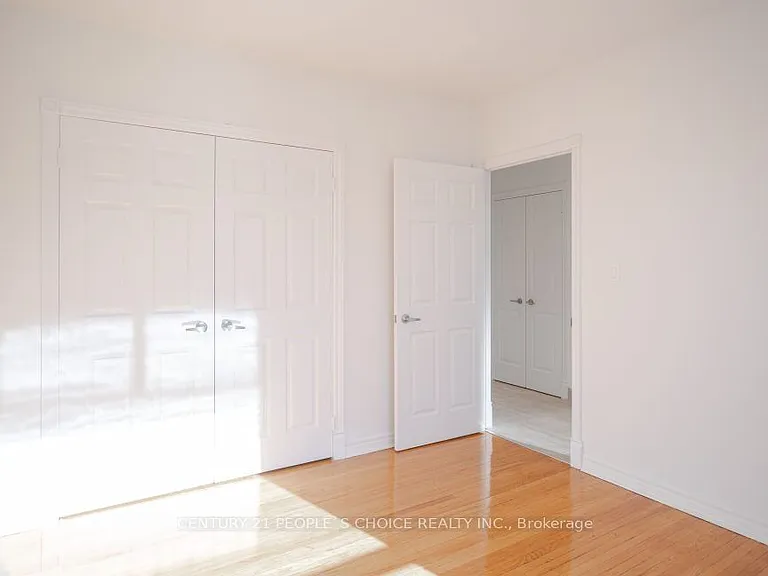 875 Avenue Rd #6 — Photo 8