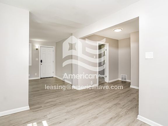 2-Living Room