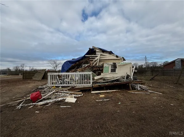 563 2nd Ave, Moundville, AL 35474