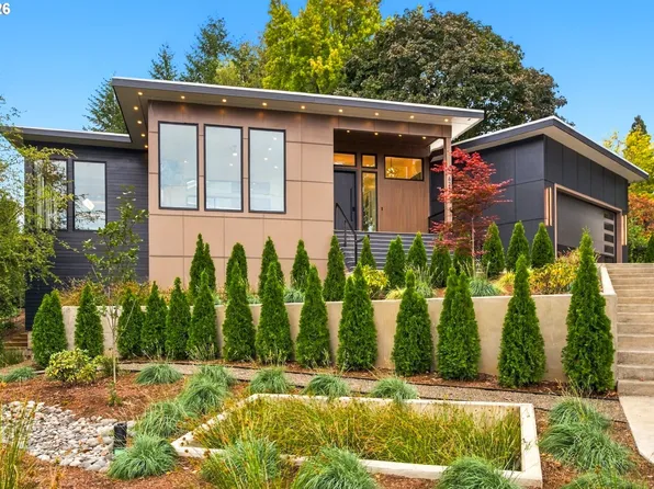 6233 SW Hamilton Way, Portland, OR 97221