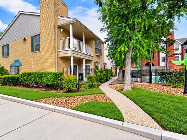 2220 Bering Dr APT 12, Houston, TX 77057