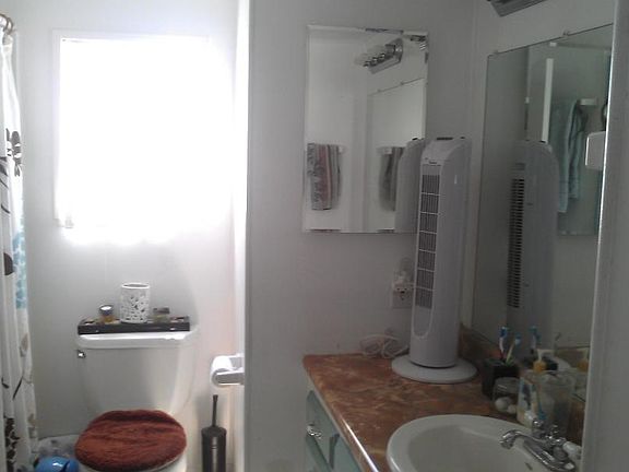 5th image of 1535 Superior Ave Spc 39