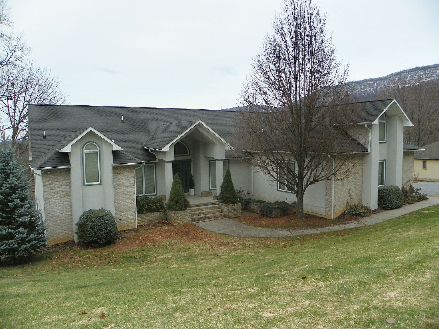 2623 Verdun Hts, Bluefield, WV 24701 Zillow