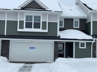 9506 Bridle Way, Victoria, MN 55386