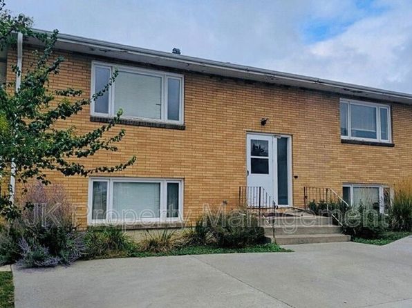 2100 4th St NE APT 2