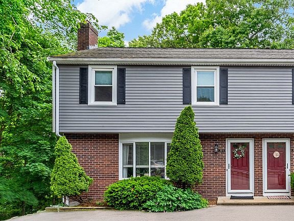 2nd image of 22 Potter Ave Unit 1