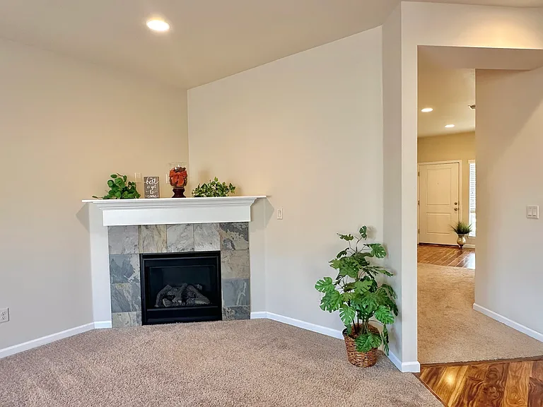 2671 Laura Vista Dr NW — Photo 18