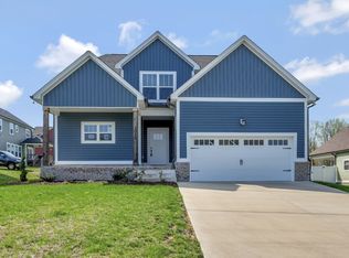 1038 Camden Trl, Greenbrier, TN 37073