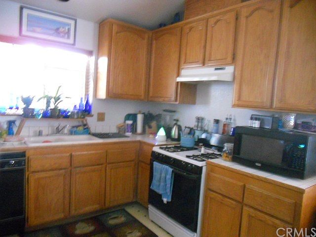 2nd image of 96 Artesia Dr