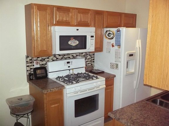 5th image of 1641 W Edgerton Ave #1213
