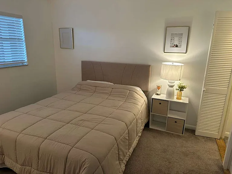 1785 N Andrews Sq #202E — Photo 2
