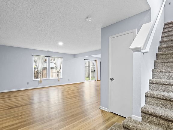 3rd image of 10824 Woods Dr