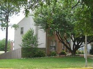 12860 Tumbling Brook Ln, Woodbridge, VA 22192