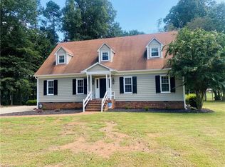 113 Comanche Trl, Lexington, NC 27295