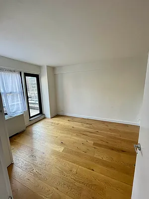 Rented by Olympia House Delaware LP | media 160