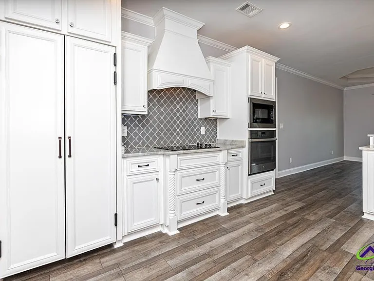 1052 Chattahoochee Dr — Photo 20