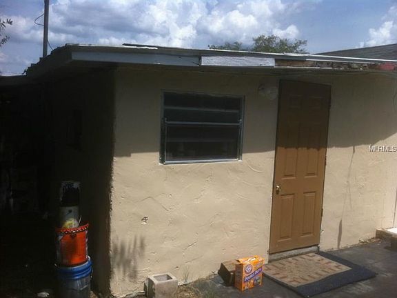 5th image of 138 N Hart Blvd