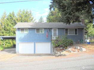 8729 32nd St E, Edgewood, WA 98371