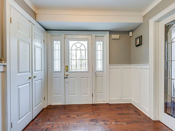 3rd image of 1462 Grand Blvd