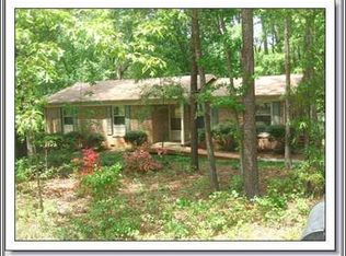 103 Pine Hill Dr, Carrboro, NC 27510