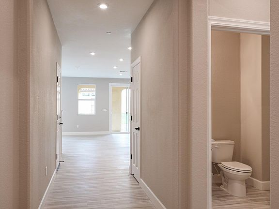 4th image of 8009 Schrader Way