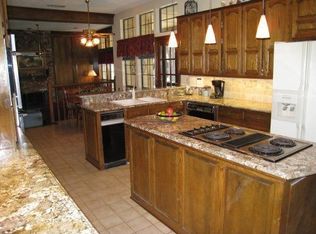 9205 Club Glen Dr, Dallas, TX 75243