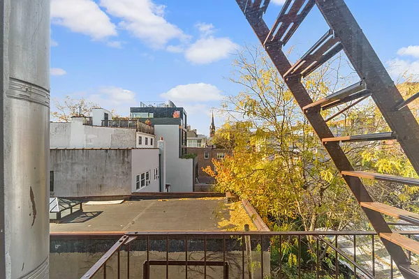 Rented by Corcoran | media 23