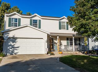 2706 Sandstone St, Bloomington, IL 61704