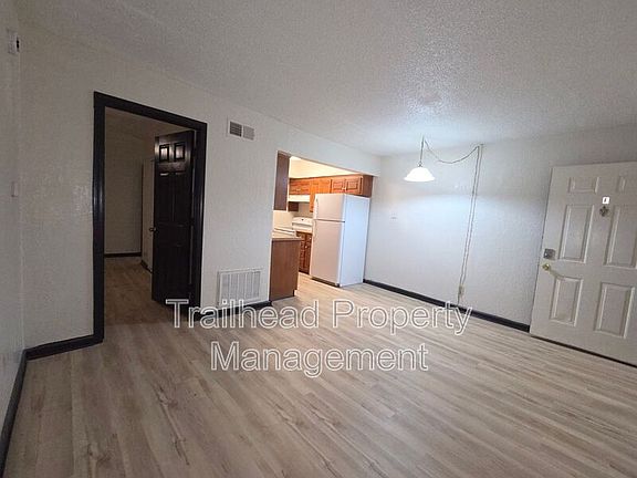 4th image of 1301 E Frederick St APT F