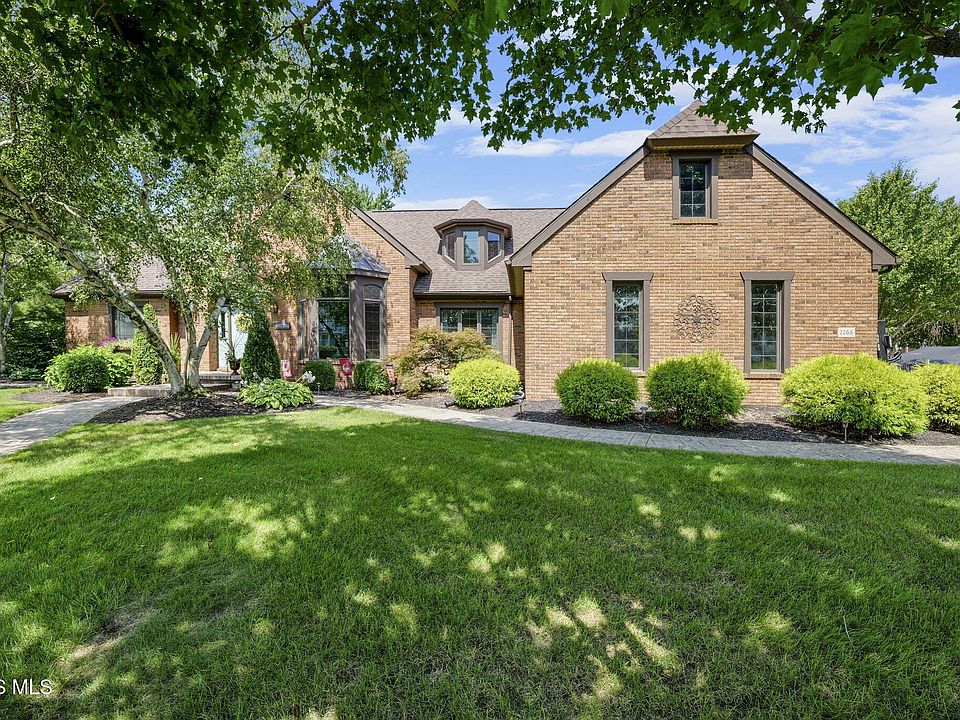 1st image of 2266 Heatherwood Dr