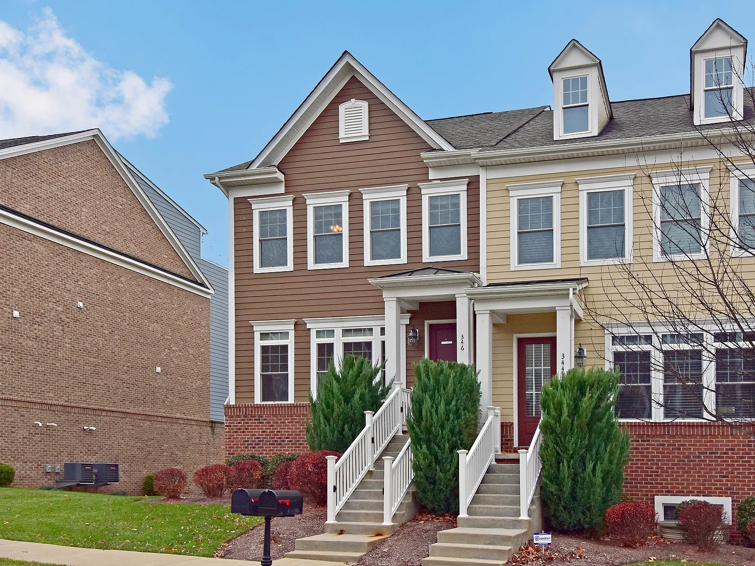 346 Osona Ln — Photo 3