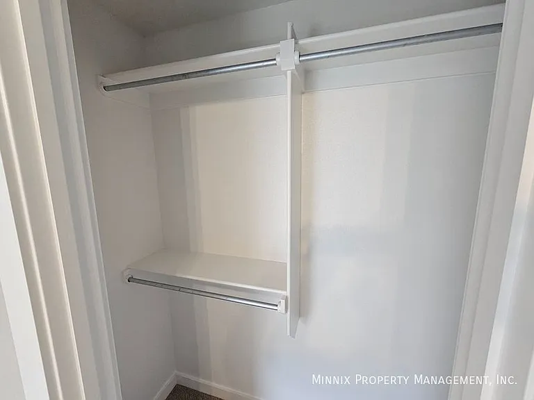 2622 Tiffin Ave — Photo 32
