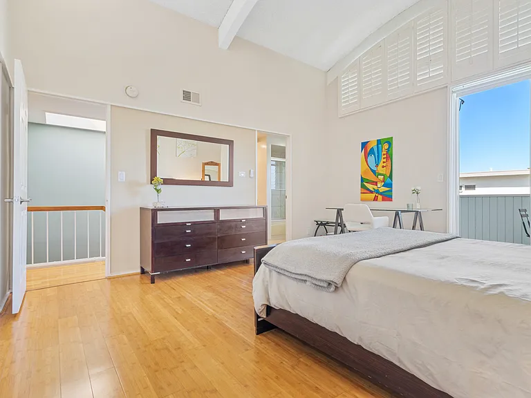 4725 S La Villa Marina #B — Photo 14
