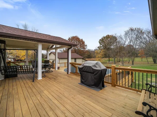 409 Bluegrass Ct, Lebanon, TN 37090